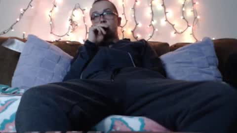 Snapshot of gdanch chatting on 22, 11, 2025 G online show from 22, 11, 2025