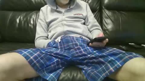 Snapshot of geeezer64 chatting on 5, 2, 2026 geeezer64 online show from 5, 2, 2026