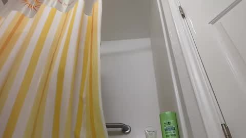 Geeznutsizonyrchyn online show from 8, 2, 2025