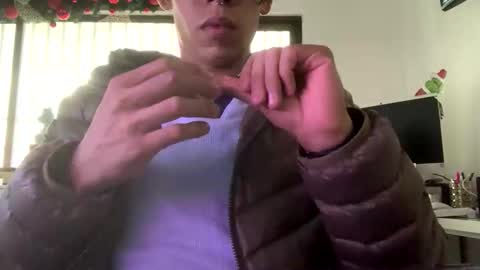 Snapshot of gekyunwasbanned chatting on 14, 12, 2025 Andrs online show from 14, 12, 2025