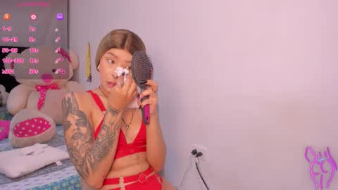 Snapshot of gemarodriguez_ chatting on 29, 10, 2025 Gemma online show from 29, 10, 2025