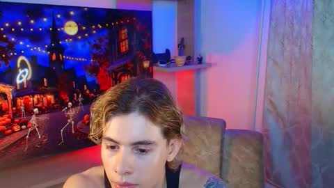 Snapshot of gemdominus chatting on 10, 10, 2025 Gem Dominus online show from 10, 10, 2025