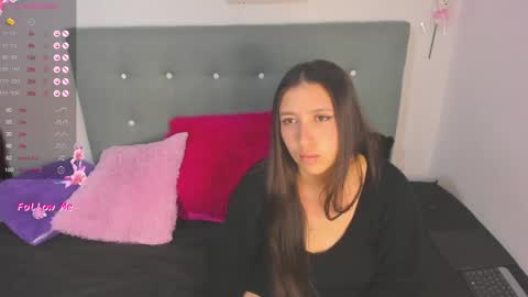 Snapshot of geminis_escorpio_10 chatting on 27, 4, 2026 geminis and scorpio online show from 27, 4, 2026