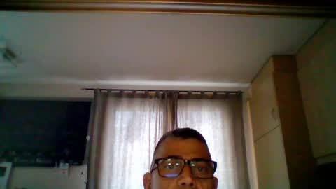 Snapshot of gen3841 chatting on 18, 5, 2026 Gen online show from 18, 5, 2026