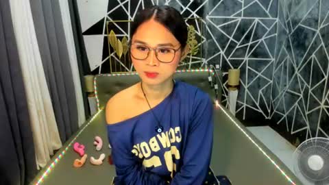 Snapshot of gen_luxs chatting on 4, 8, 2026 ONLY GEN DONT FORGET TO PUT THUMBS UP online show from 4, 8, 2026