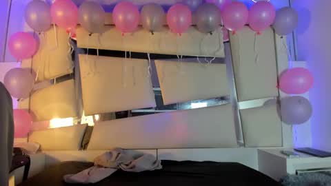 Genesis online show from 4, 11, 2025