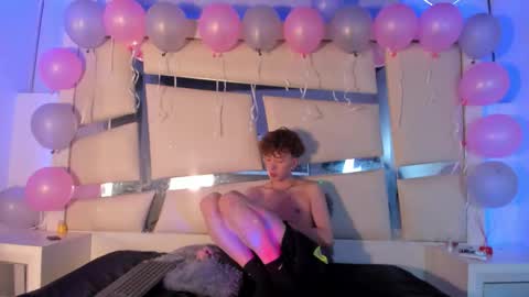 Genesis online show from 5, 11, 2025