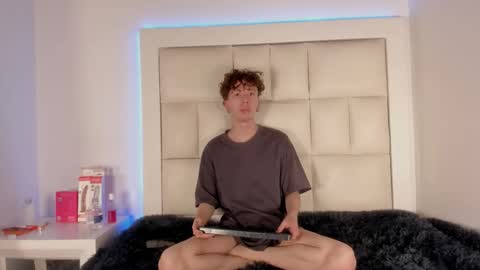 genesis_js online show from 15, 12, 2025