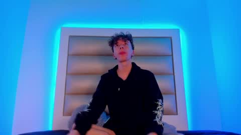 Snapshot of genesis_js chatting on 2, 4, 2026 genesis_js online show from 2, 4, 2026