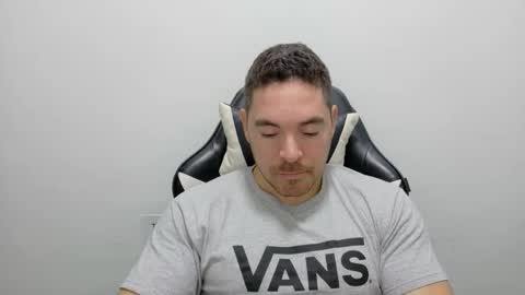 Snapshot of genesis_wb chatting on 25, 10, 2025 genesis_wb online show from 25, 10, 2025