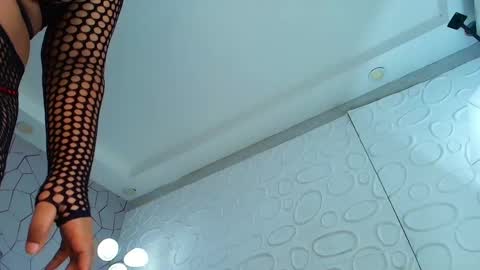 Snapshot of genesisrayden chatting on 7, 4, 2026 genesisrayden online show from 7, 4, 2026