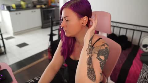 Genny Rock   and  online show from 17, 2, 2025