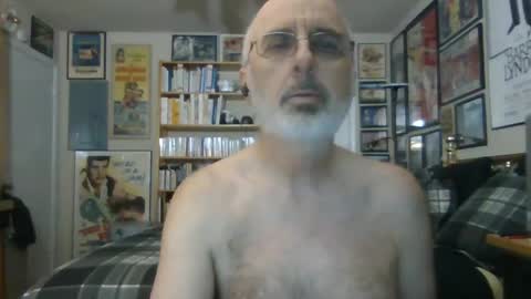 Snapshot of gentcallr chatting on 11, 2, 2025 Steve online show from 11, 2, 2025
