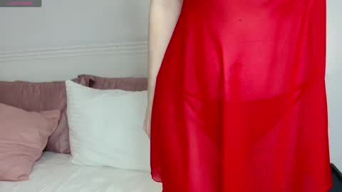 Snapshot of gentlywomen chatting on 4, 5, 2026 Elena online show from 4, 5, 2026