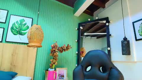 Snapshot of geo_jonnes25 chatting on 4, 6, 2026 Geo J online show from 4, 6, 2026