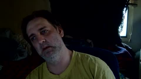 Snapshot of geoffbmn chatting on 19, 4, 2026 geoffbmn online show from 19, 4, 2026