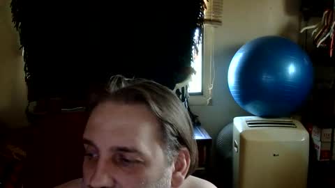 Snapshot of geoffbmn chatting on 1, 5, 2026 geoffbmn online show from 1, 5, 2026