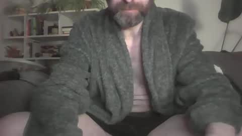 Snapshot of geon2xx chatting on 29, 10, 2025 Geon online show from 29, 10, 2025