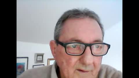 Snapshot of georg1412 chatting on 9, 1, 2026 georg1412 online show from 9, 1, 2026