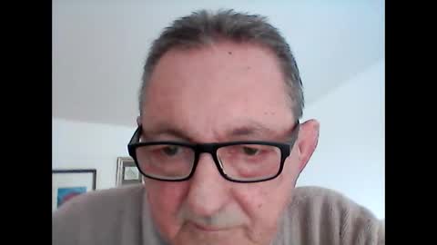 Snapshot of georg1412 chatting on 2, 4, 2026 georg1412 online show from 2, 4, 2026