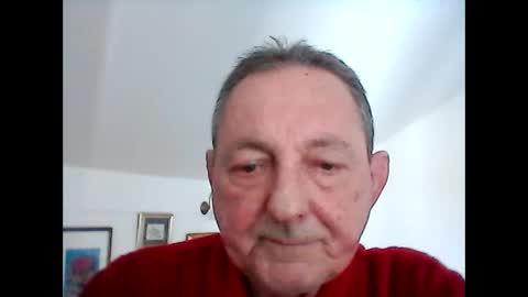 Snapshot of georg1412 chatting on 8, 4, 2026 georg1412 online show from 8, 4, 2026