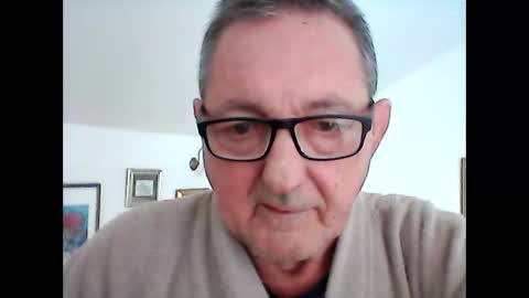 Snapshot of georg1412 chatting on 15, 4, 2026 georg1412 online show from 15, 4, 2026