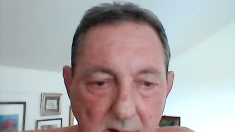 Snapshot of georg1412 chatting on 18, 6, 2026 georg1412 online show from 18, 6, 2026