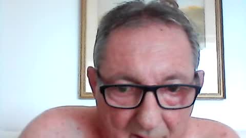 Snapshot of georg1412 chatting on 24, 6, 2026 georg1412 online show from 24, 6, 2026