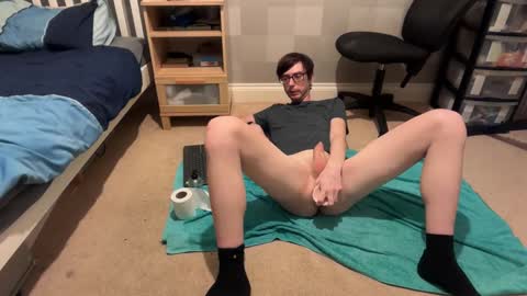 Snapshot of george5657 chatting on 17, 11, 2025 George online show from 17, 11, 2025