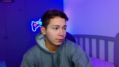 GEORGE online show from 20, 1, 2025