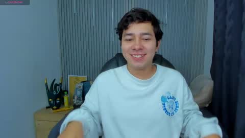 Snapshot of georgesmith_1 chatting on 3, 6, 2026 GEORGE online show from 3, 6, 2026