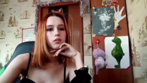 Snapshot of georgianahaeussler chatting on 17, 4, 2026 Ellie online show from 17, 4, 2026