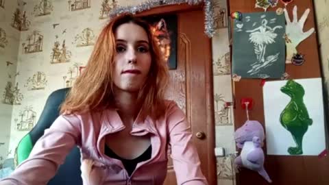 Snapshot of georgianahaeussler chatting on 26, 4, 2026 Ellie online show from 26, 4, 2026