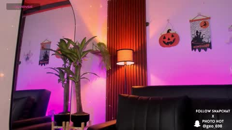 Georgina Caruso online show from 23, 10, 2025