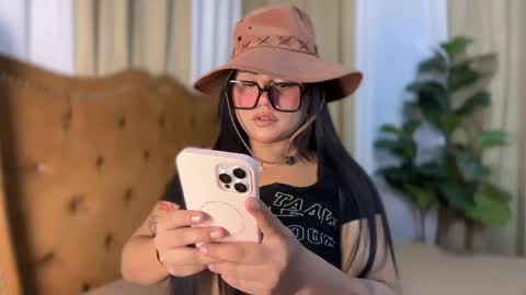 Snapshot of georginaanalizacums chatting on 13, 4, 2026 georgina online show from 13, 4, 2026