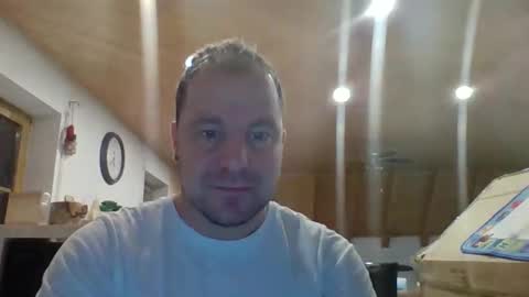 Snapshot of germandick2905 chatting on 18, 12, 2025 germandick2905 online show from 18, 12, 2025