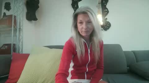 germansweety online show from 4, 10, 2025