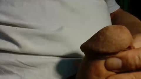 Snapshot of gettingstiff chatting on 3, 3, 2026 gettingstiff online show from 3, 3, 2026