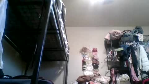Snapshot of gezuz42069 chatting on 5, 1, 2025 gezuz42069 online show from 5, 1, 2025