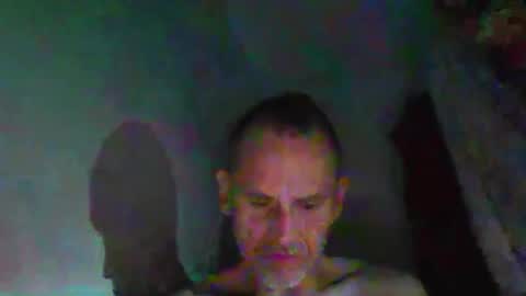 Snapshot of gezuz42069 chatting on 6, 4, 2026 gezuz42069 online show from 6, 4, 2026