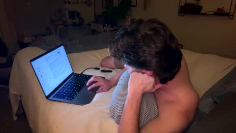 Snapshot of gggopa998 chatting on 18, 12, 2024 gggopa998 online show from 18, 12, 2024