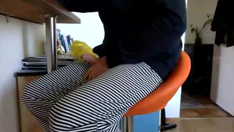 Snapshot of ghets2083 chatting on 16, 4, 2026 ghets2083 online show from 16, 4, 2026