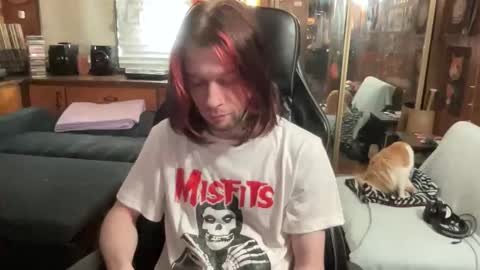 Snapshot of ghostboygbc chatting on 19, 11, 2025 ghostboygbc online show from 19, 11, 2025