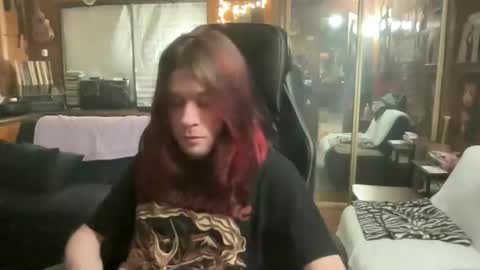 Snapshot of ghostboygbc chatting on 19, 5, 2026 ghostboygbc online show from 19, 5, 2026