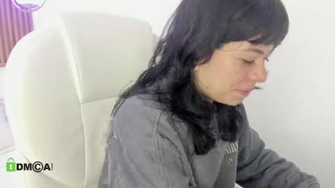Snapshot of ghostmila chatting on 11, 5, 2026 Milaa online show from 11, 5, 2026