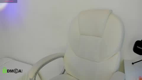 Snapshot of ghostmila chatting on 25, 5, 2026 Milaa online show from 25, 5, 2026