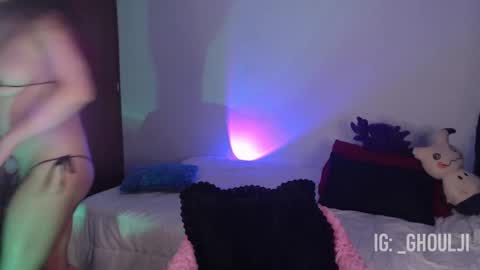 Annie   Im going to be offline from 29nov to 3dec online show from 23, 2, 2025