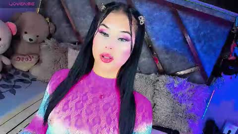 Snapshot of gia21xxx chatting on 19, 10, 2025 Gia Ferrara online show from 19, 10, 2025