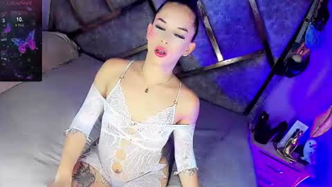 Snapshot of gia21xxx chatting on 26, 6, 2026 Gia Ferrara online show from 26, 6, 2026