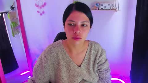 giaaaa   online show from 1, 2, 2026